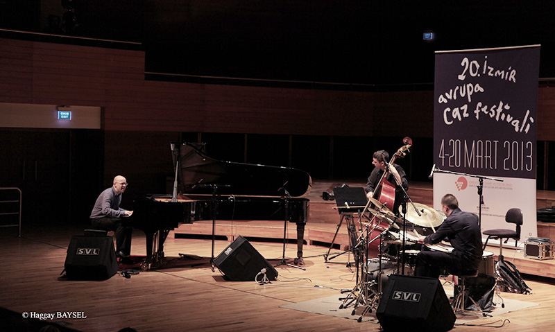 Marcin Wasilewski Trio podczas 20. Europejskiego Festiwalu Jazzowego w Izmirze, Turcja, fot. Haggay Baysel
